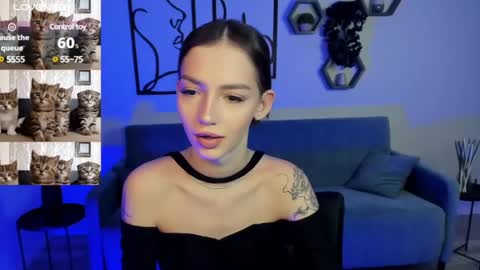 Snapshot of sophiecherrie chatting on 12/02/24, 03:58 Sophie online show from 12/02/24, 03:58