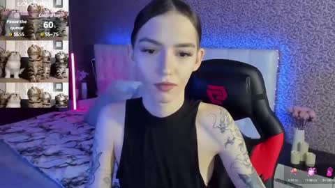 Snapshot of sophiecherrie chatting on 02/04/25, 06:46 Sophie online show from 02/04/25, 06:46