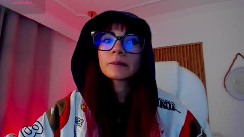   Sophie  IG sophiecherry es   online show from 11/14/25, 11:46