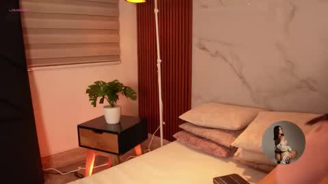 Sophie online show from 01/17/26, 11:26