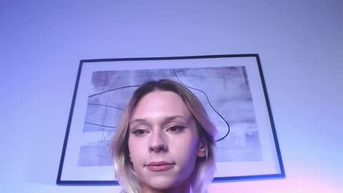 Snapshot of sophiediamond_x chatting on 10/15/25, 08:09 sophiediamond_x online show from 10/15/25, 08:09