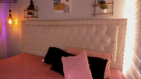 Sophie  online show from 04/07/26, 02:17