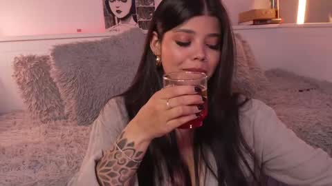 Sophiee  online show from 04/04/26, 01:48