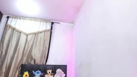 Snapshot of sophiee_grey chatting on 05/01/26, 01:32 sophiee_grey online show from 05/01/26, 01:32