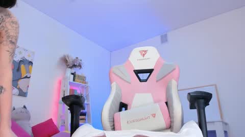 Sophie  online show from 12/25/24, 07:24