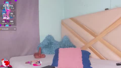 Snapshot of sophiee_sweets chatting on 11/02/25, 10:23 Shophiee online show from 11/02/25, 10:23