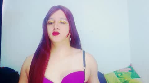 Snapshot of sophiehillsxo chatting on 11/30/25, 01:26 sophiehillsxo online show from 11/30/25, 01:26