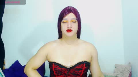 Snapshot of sophiehillsxo chatting on 05/21/26, 07:59 sophiehillsxo online show from 05/21/26, 07:59