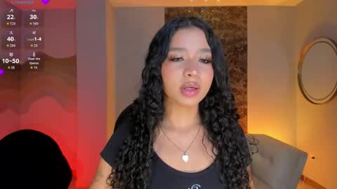 Snapshot of sophiehouston_ chatting on 11/25/25, 04:23 Sophie Houston online show from 11/25/25, 04:23