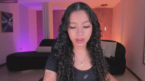 Snapshot of sophiehouston_ chatting on 12/04/25, 04:22 Sophie Houston online show from 12/04/25, 04:22