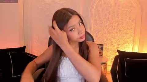 Snapshot of sophiehouston_ chatting on 07/17/26, 03:13 Sophie Houston online show from 07/17/26, 03:13