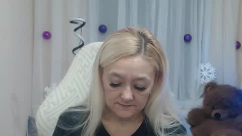 sophiekittyy online show from 01/10/26, 07:43