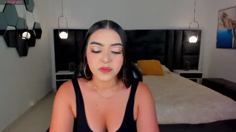 Sophie online show from 08/02/26, 04:22