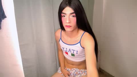 sophie online show from 03/20/26, 08:46