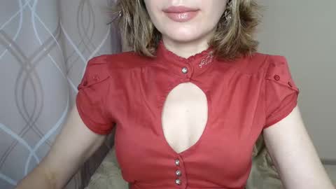 Snapshot of sophiemisss chatting on 10/12/25, 10:03 Sophiemisss online show from 10/12/25, 10:03