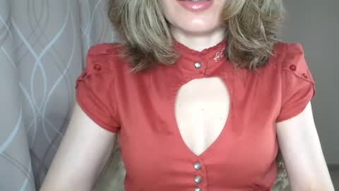 Sophiemisss online show from 05/28/26, 06:32