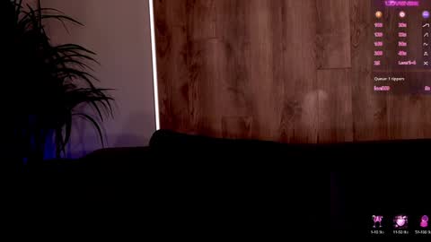 Snapshot of sophiepalmerx chatting on 01/27/25, 09:55 Sophie Palmer online show from 01/27/25, 09:55