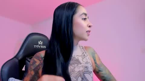 sophierooy online show from 05/11/26, 07:44