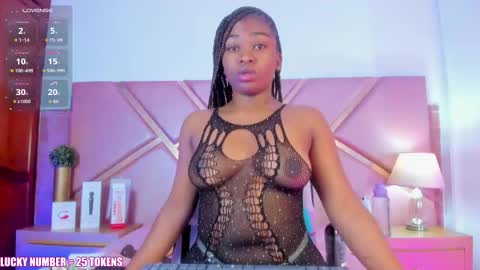 Sophie online show from 11/25/25, 12:27