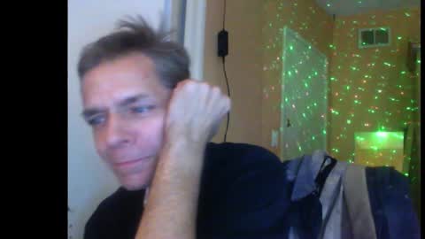 Snapshot of sophiestar12 chatting on 01/04/25, 04:12 Sophiestar online show from 01/04/25, 04:12