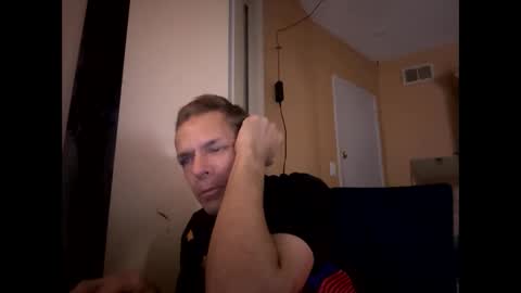 Snapshot of sophiestar12 chatting on 01/09/25, 06:38 Sophiestar online show from 01/09/25, 06:38