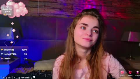 Sophie and my bestie Mandy    online show from 12/06/24, 05:11