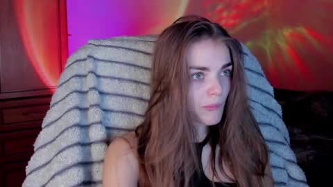 Sophie and my bestie Mandy    online show from 11/13/25, 07:57