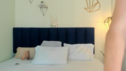 sophieturner_mg online show from 01/13/26, 07:08