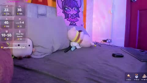   Sophie  online show from 12/17/25, 06:52