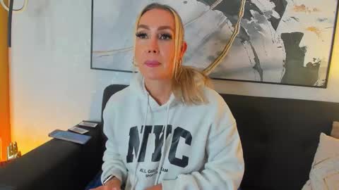 Sophi online show from 02/24/26, 11:08