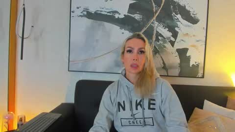 Sophi online show from 02/25/26, 11:20