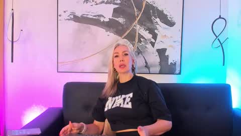 Snapshot of sophimariin chatting on 03/12/26, 12:33 Sophi online show from 03/12/26, 12:33