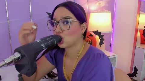 Sophy online show from 10/18/25, 12:06