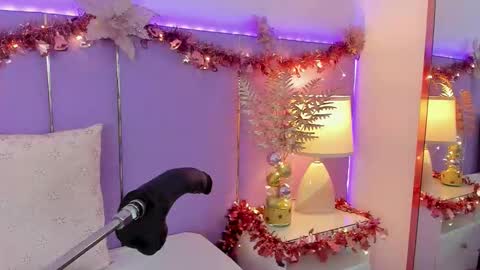 Sophy online show from 12/16/25, 11:59