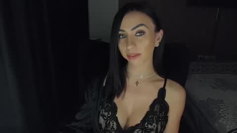 Snapshot of soraya26 chatting on 12/01/25, 01:43 Soraya online show from 12/01/25, 01:43