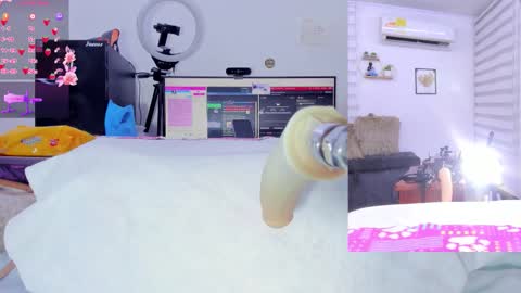 Soraya online show from 10/26/25, 09:26