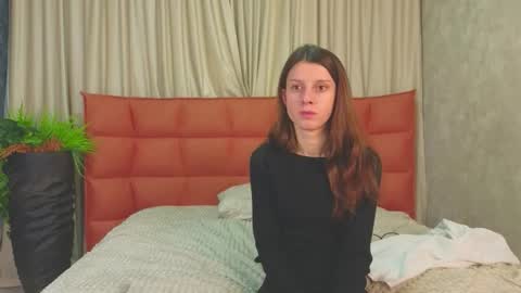 sorayanox online show from 12/18/25, 02:45