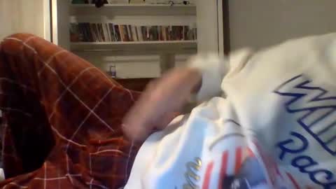 sosofaggot online show from 11/30/25, 08:29