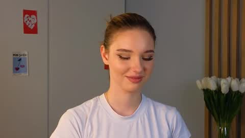 Snapshot of soul_garden chatting on 11/21/25, 03:22 sylene online show from 11/21/25, 03:22