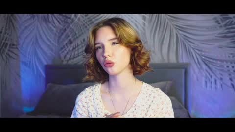 Snapshot of soul_garden chatting on 11/30/25, 03:49 sylene online show from 11/30/25, 03:49