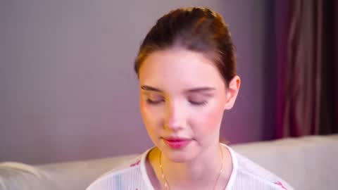 Snapshot of soul_garden chatting on 12/20/25, 04:03 sylene online show from 12/20/25, 04:03