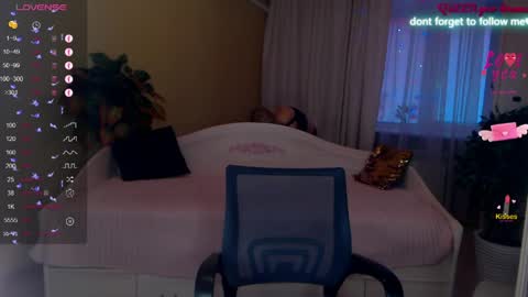 Lisa online show from 04/02/26, 03:48