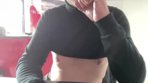 Snapshot of soumisanal2013 chatting on 12/06/24, 10:16 soumisanal2013 online show from 12/06/24, 10:16