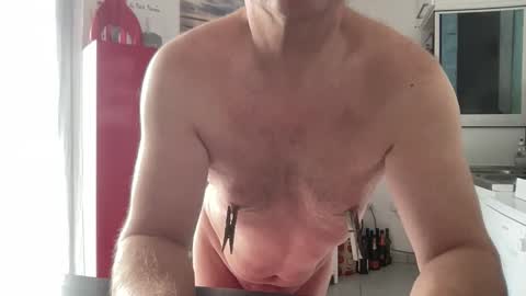 Snapshot of soumisanal2013 chatting on 11/09/25, 10:02 soumisanal2013 online show from 11/09/25, 10:02