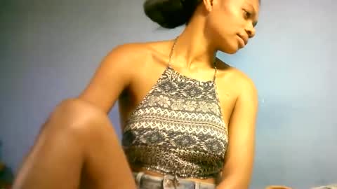 Snapshot of sourayaa chatting on 04/25/26, 03:20 sourayaa online show from 04/25/26, 03:20