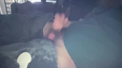 Snapshot of sourlime99 chatting on 12/21/25, 05:03 sourlime99 online show from 12/21/25, 05:03