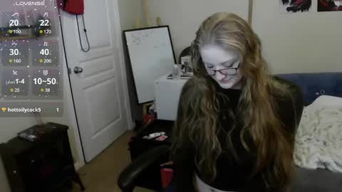 Snapshot of southerbunny chatting on 01/07/25, 11:48 Bunnydathug online show from 01/07/25, 11:48