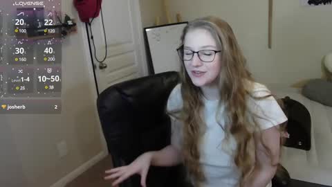 Snapshot of southerbunny chatting on 01/22/25, 10:50 Bunnydathug online show from 01/22/25, 10:50