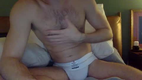 Snapshot of southerncityjerk chatting on 12/13/24, 08:37 southerncityjerk online show from 12/13/24, 08:37