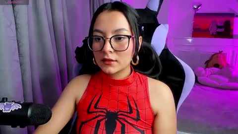 Lili online show from 02/04/25, 03:22